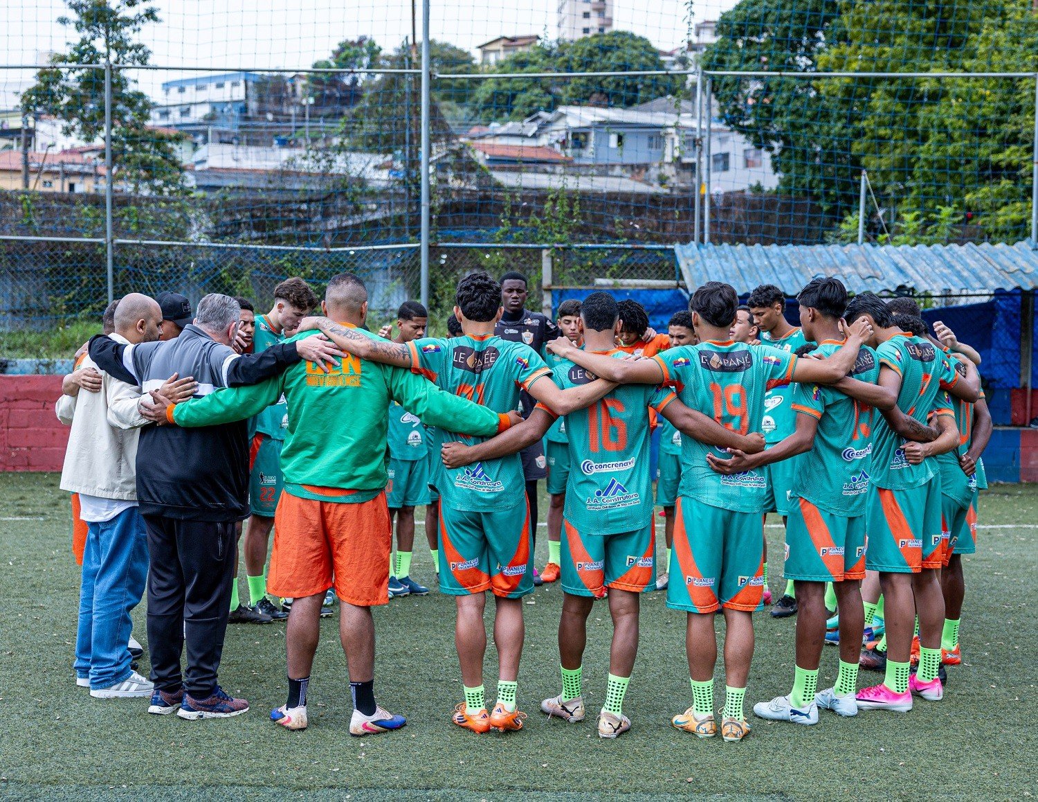 Com meninos do sub-15 e sub-17, Naviraiense enfrenta o Palmeiras na Copa do Brasil Sub-20