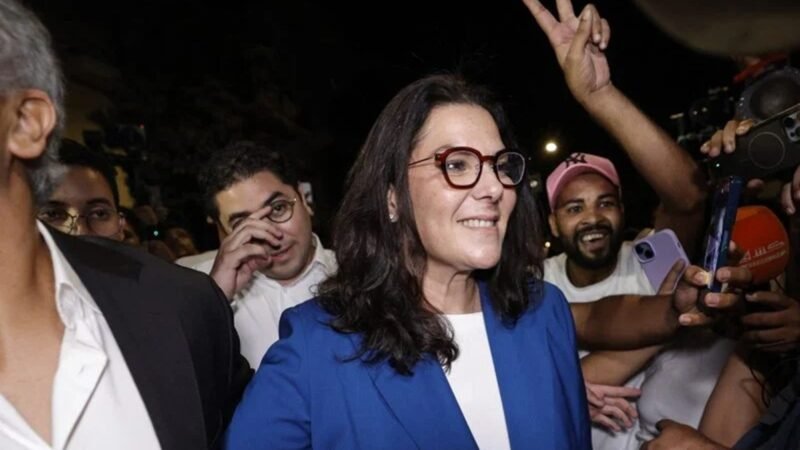 Rei do Marrocos nomeia primeira mulher para chefiar governo