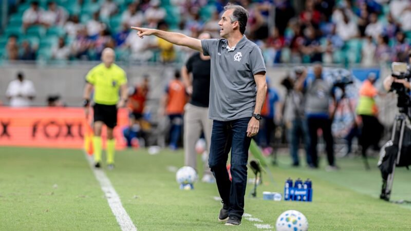 Léo Condé é o 17º técnico demitido no Brasileirão 2026; veja a lista