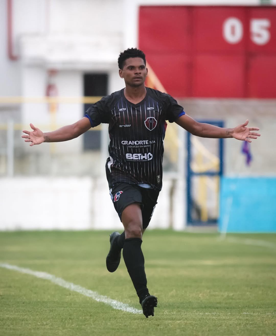 Capitão e maranhense, Radija renova com o Maranhão para 2027