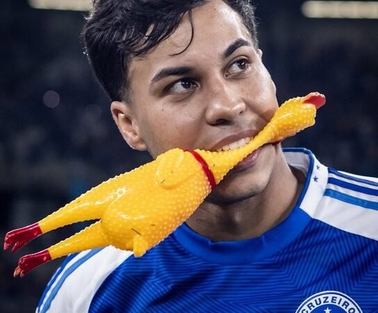 Gols decisivos, provocações e confusão: Kaio Jorge tem histórico marcante em Cruzeiro x Atlético-MG