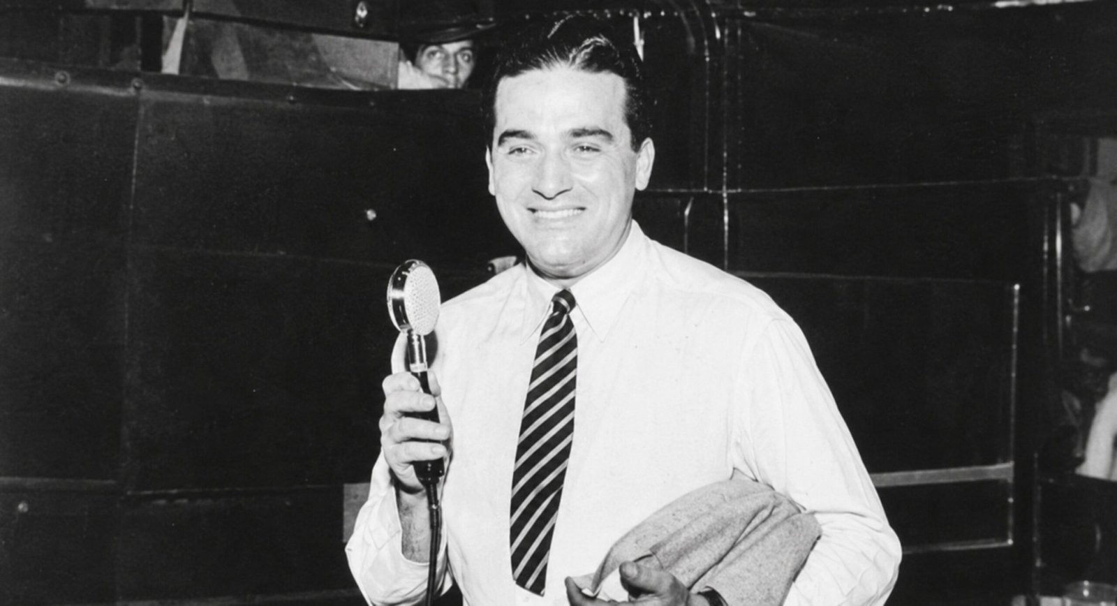Dia do Rádio: conheça a história do narrador pioneiro que criou termos até hoje vivos no futebol do Brasil