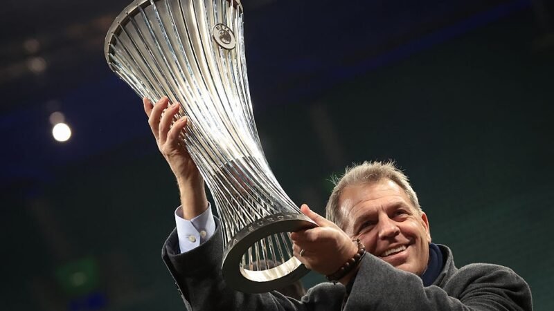 Grupo americano compra ações de Todd Boehly e assume controle total do Chelsea