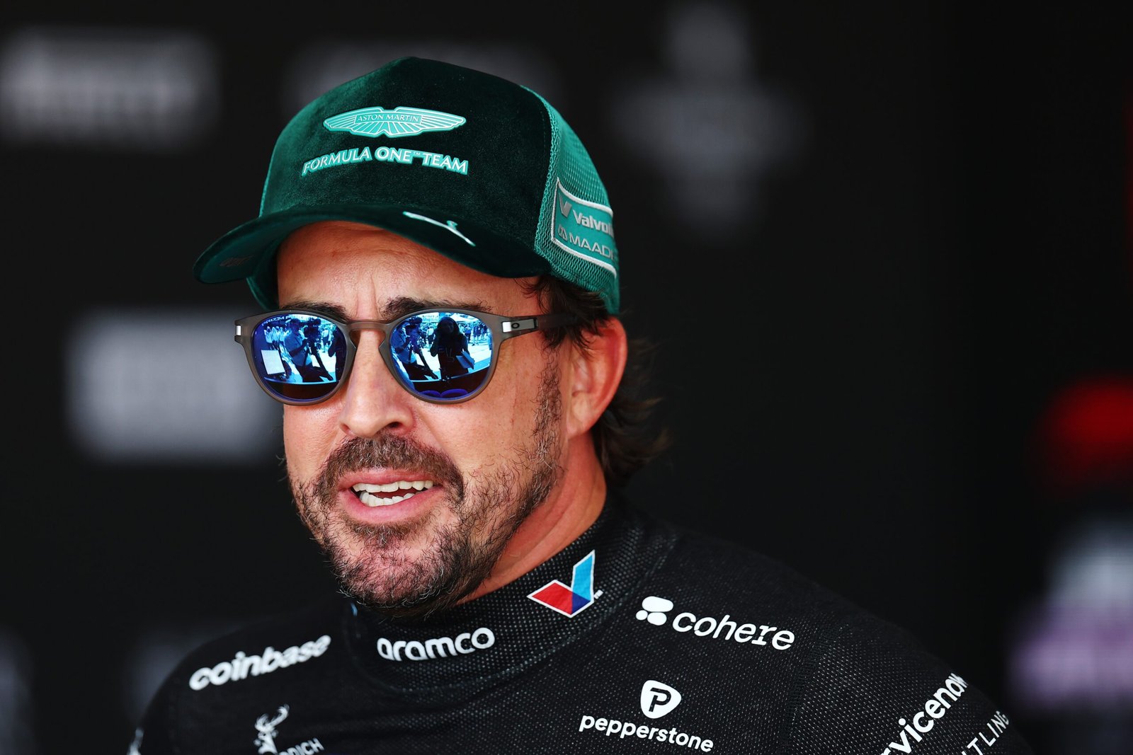 Alonso diz que F1 matou circuitos tradicionais em 2026: “Dirigir devagar para andar rápido”