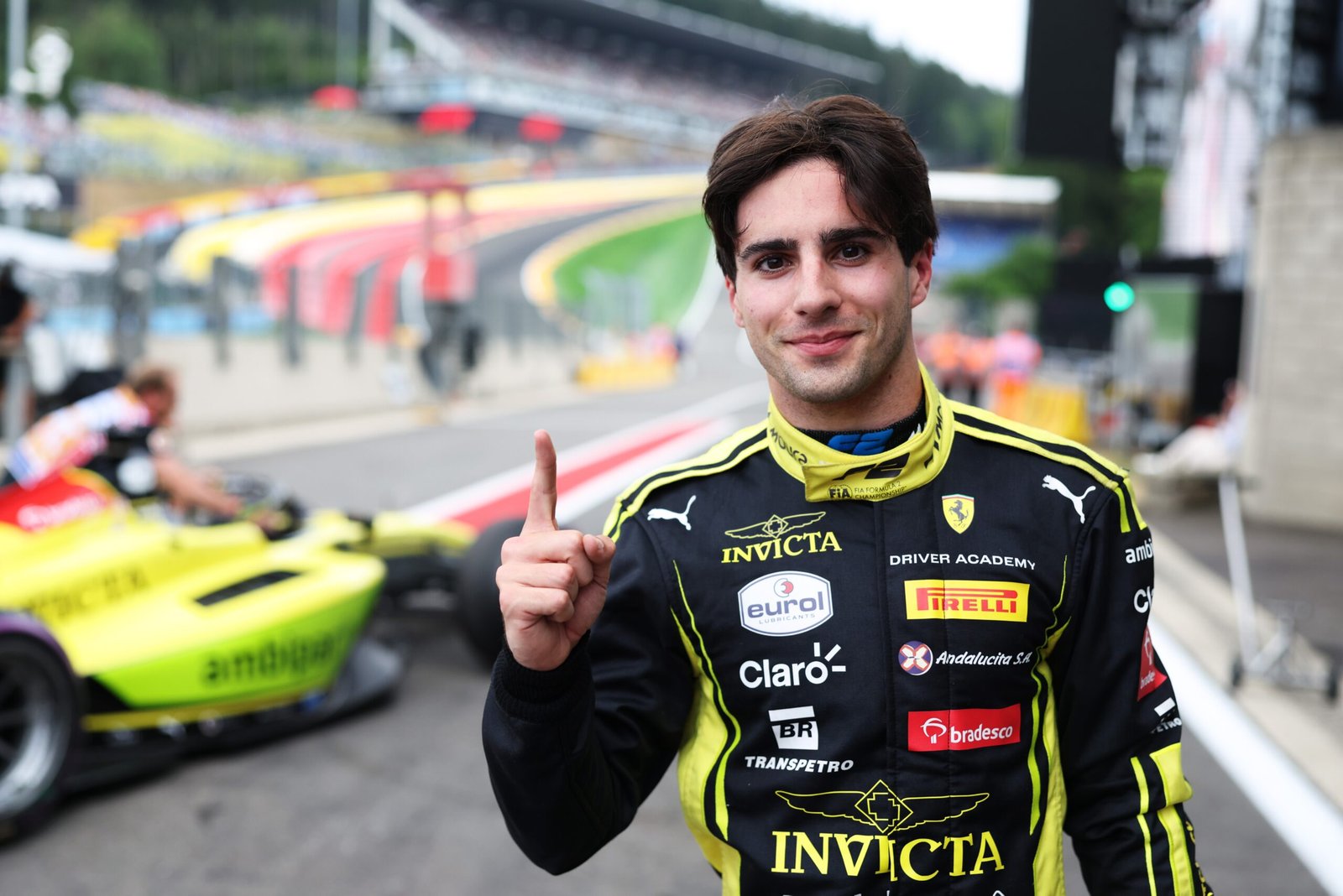 Rafa Câmara conquista pole position em etapa da F2 em Monza