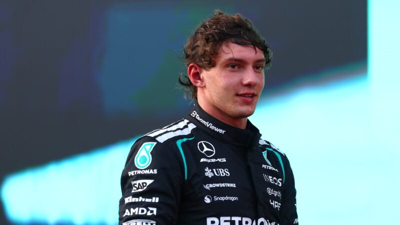 Antonelli fica fora do pódio pela 1ª vez em 2026 em corrida sem problemas mecânicos