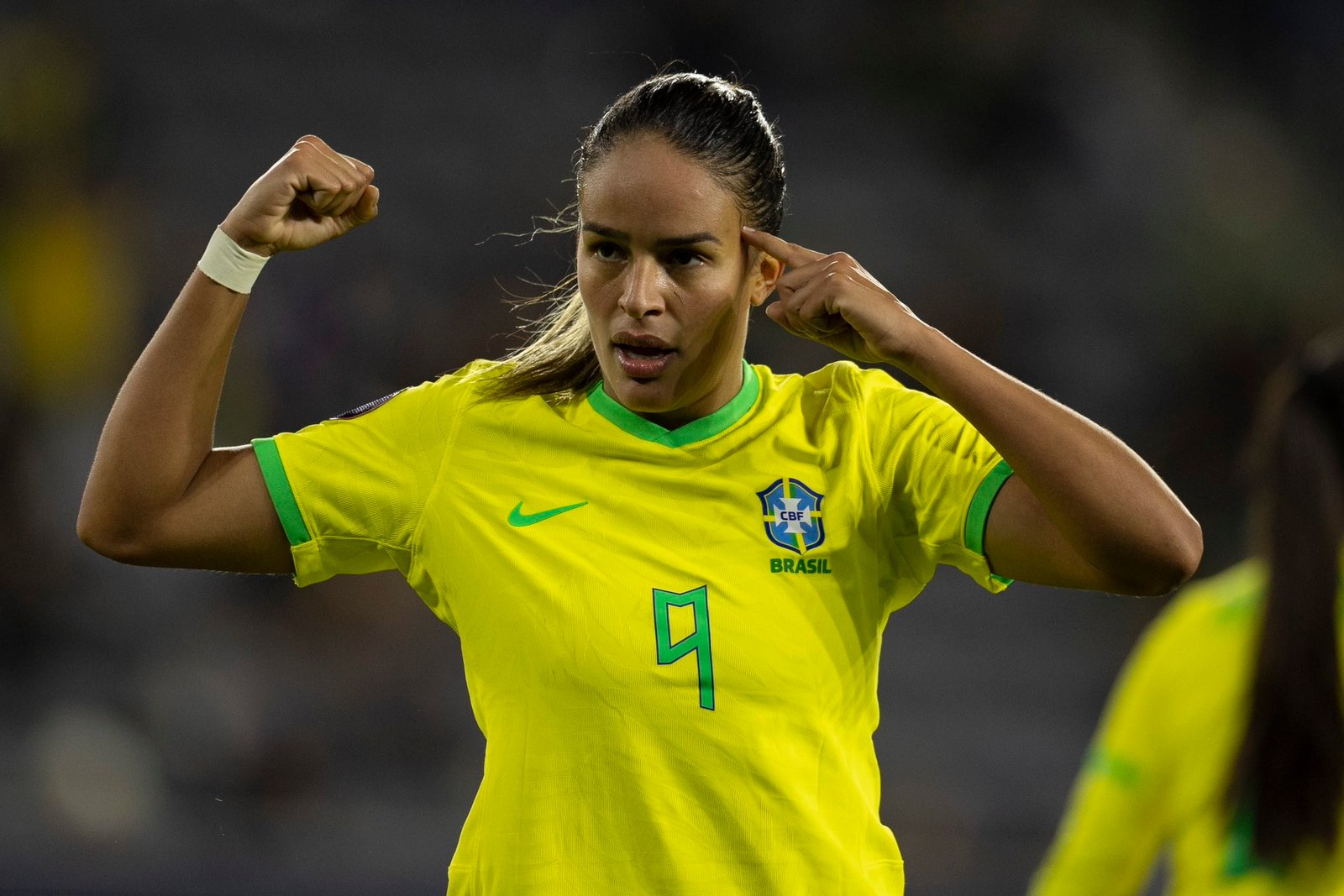 Gabi Nunes revela bastidores da saída relâmpago dos EUA: “Preciso jogar para ter chances na Seleção”