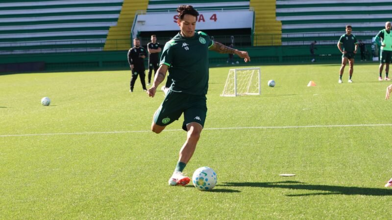 Escalação da Chapecoense: Giovanni Augusto retorna e Dudu estreia na lateral