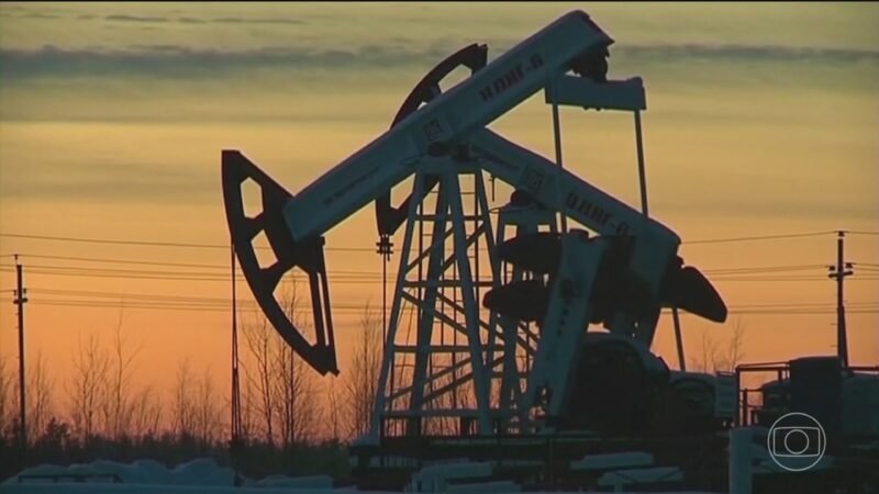 Petróleo sobe quase 3% após Trump rejeitar proposta de cessar-fogo do Irã