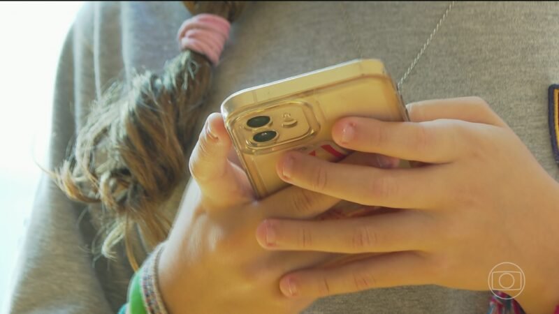 TikTok firma acordo de até R$ 1,5 bilhão e terá de impor limite de 2 horas por dia