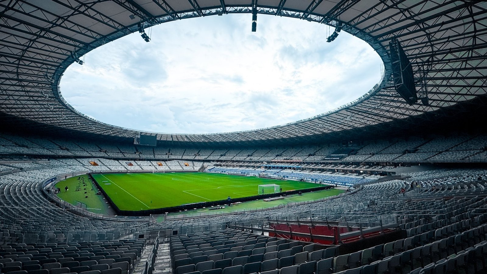 Cruzeiro x Athletico-PR: onde assistir ao vivo, horário e escalações