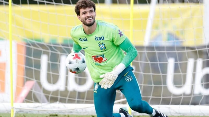“Garoto maravilha”: Jornal espanhol se derrete por Otávio, novidade na Seleção