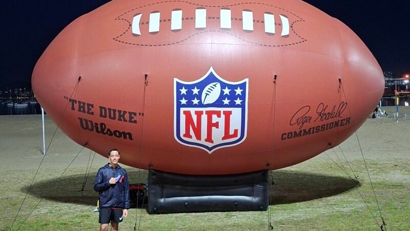 Torcedor larga emprego e viaja 3,2 mil km para ver time da NFL jogar no Maracanã