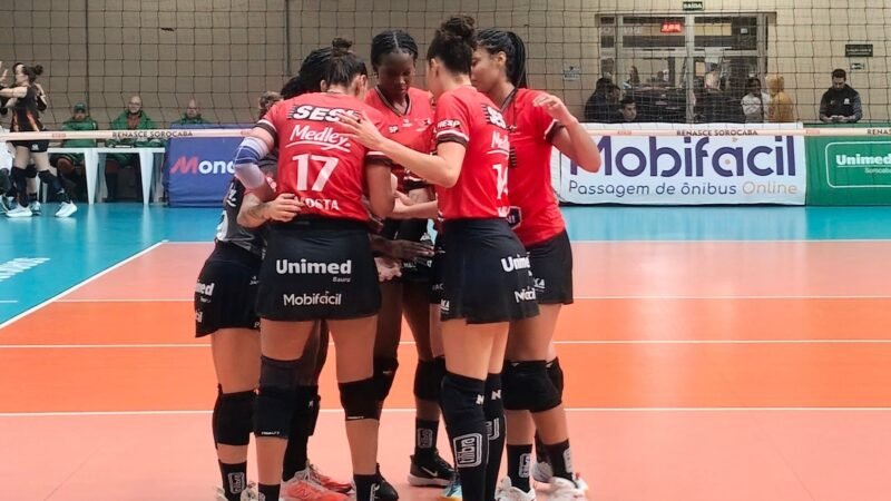 Sesi-Bauru vence o Renasce Sorocaba e vira líder do Paulista de vôlei feminino