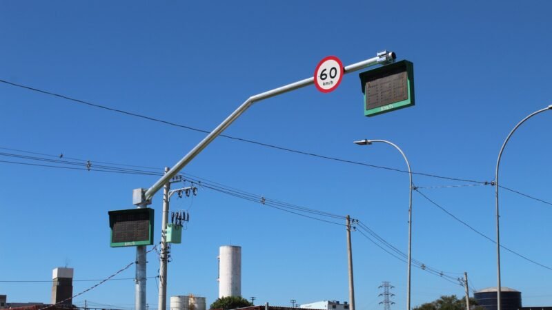Radares que fiscalizam velocidade média serão testados em 8 estados; veja onde