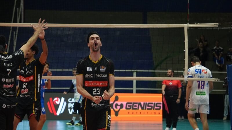 Itaquá domina Guarulhos e conquista primeira vitória no Paulista de vôlei masculino
