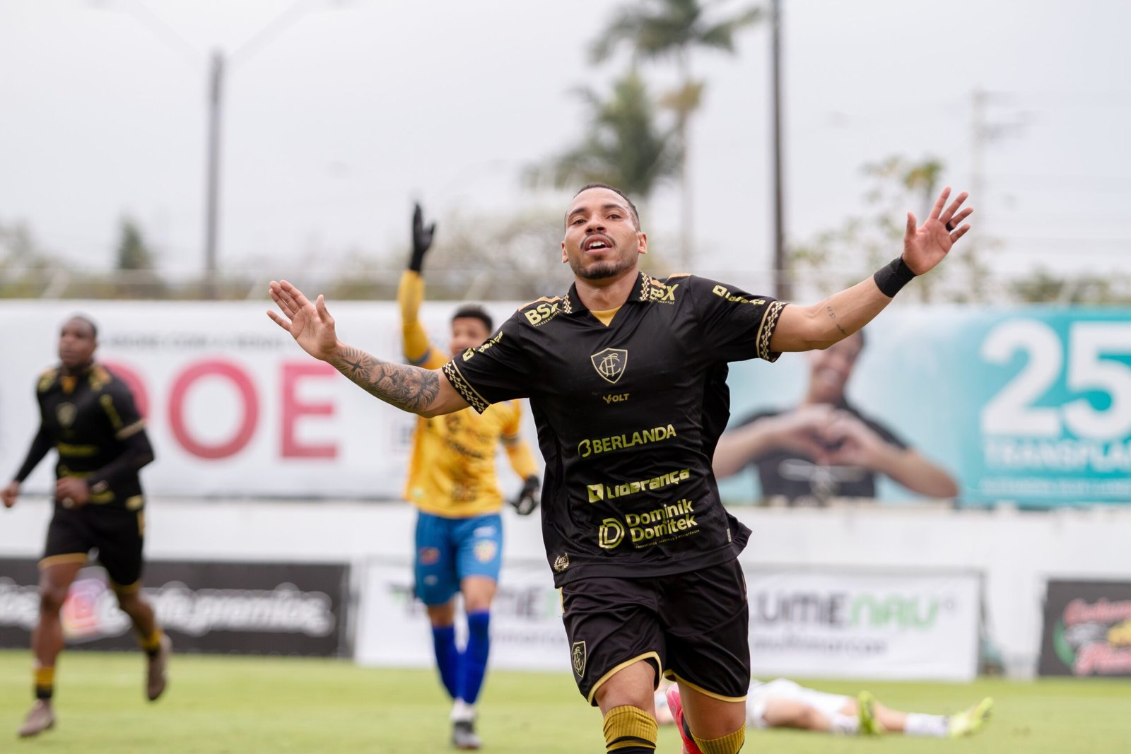 Figueirense vence o Metropolitano pela Copa Santa Catarina