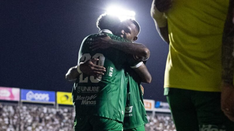 Análise: Uberlândia repete maturidade como visitante, leva torcida ao delírio e fica perto da taça