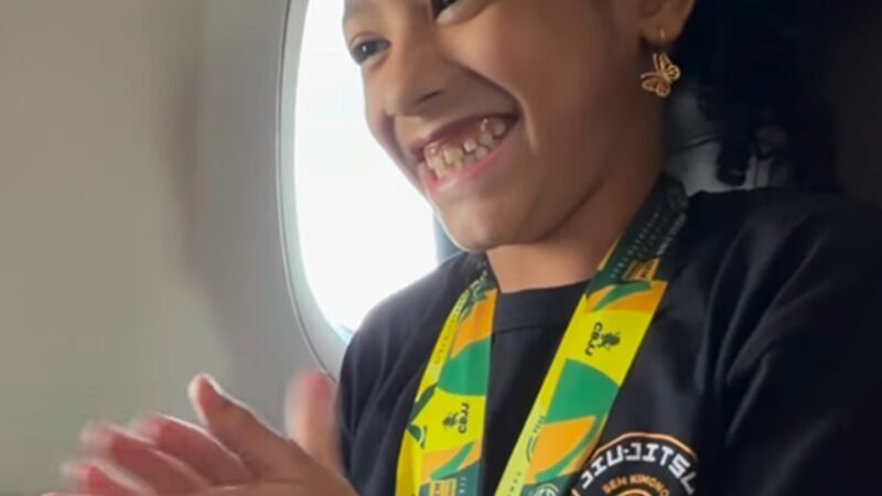 Que fofo! Prata no Brasileiro de Jiu-Jitsu, Joaninha é homenageada em avião e vídeo viraliza