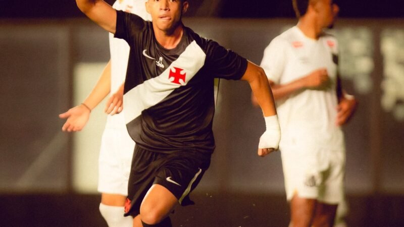 Artilheiro das decisões: Andrey Fernandes repete a dose e mostra que é a próxima joia do Vasco