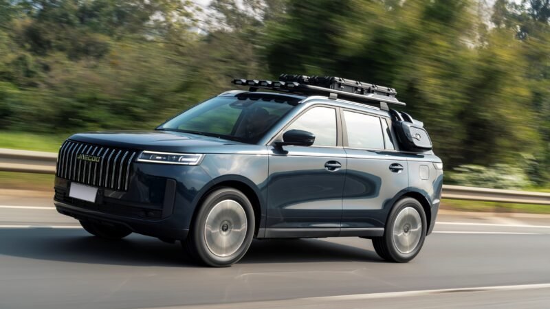 Jaecoo 5 chega por R$ 154.990 e mira esforços contra Volkswagen, Chevrolet e Hyundai