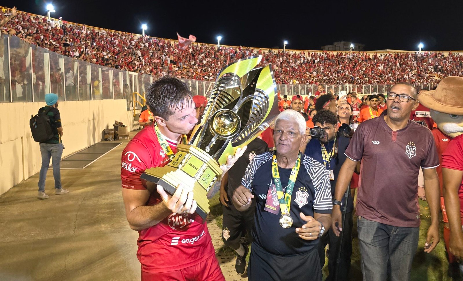 Campeão estadual com o Sergipe, capitão Victor Massaia retorna ao clube