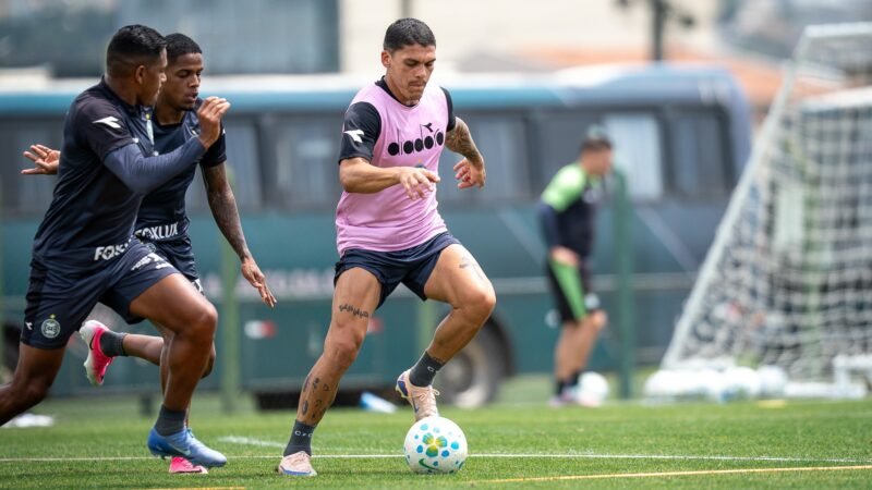 Coritiba avança na recuperação do elenco para a reta final da Série A