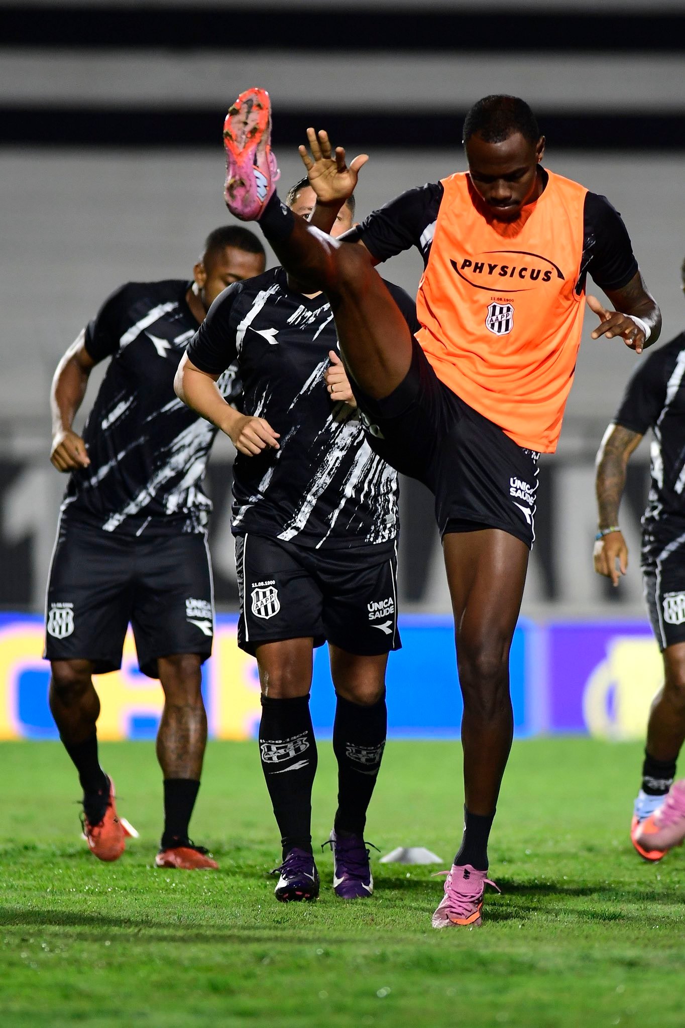 Ponte terá retorno de Sérgio Palacios contra o Londrina; Kleina espera BID para relacionar reforços