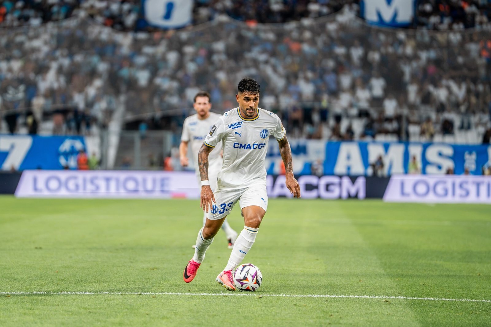 Santos desiste da contratação do lateral Emerson Palmieri