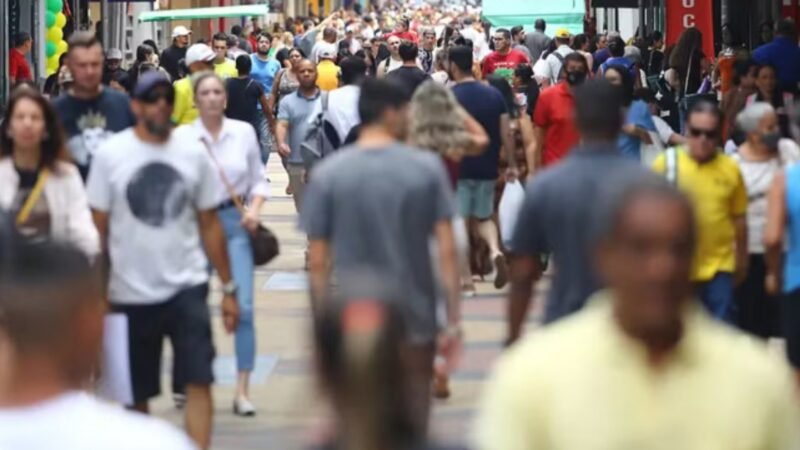 Brasil bate recordes de ocupação e inadimplência