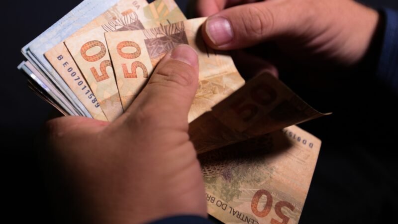 Contas do governo têm déficit de R$ 13,6 bilhões em agosto, melhor saldo para o mês em cinco anos