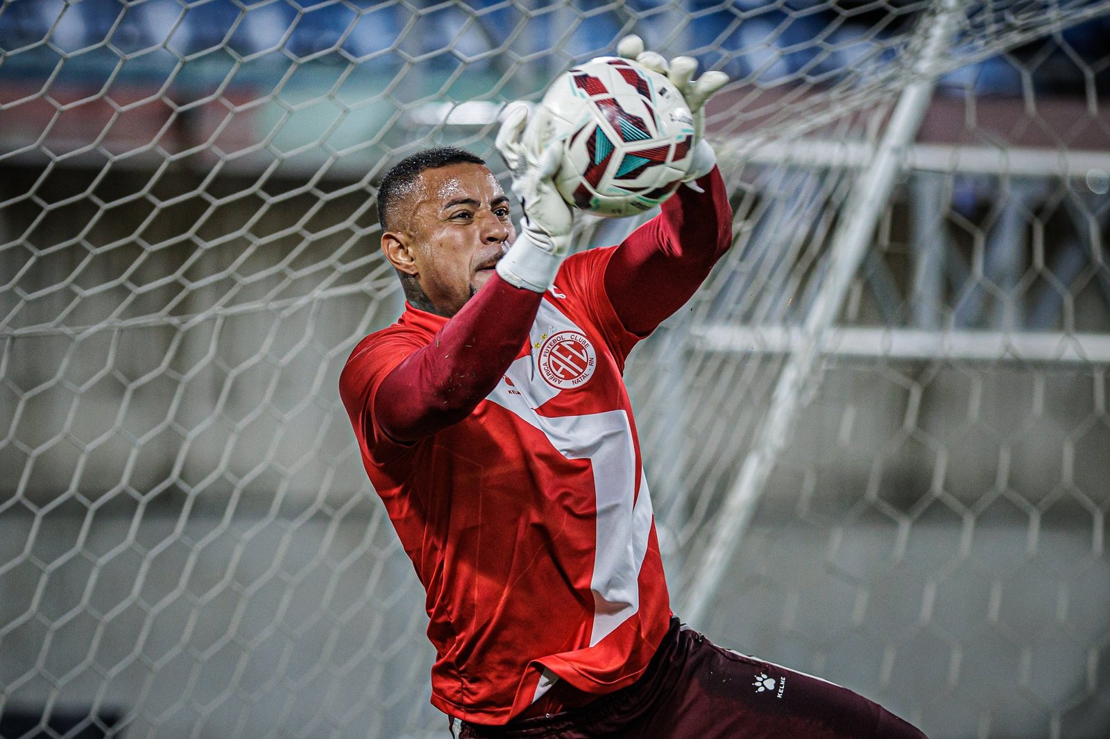 Inter de Limeira acerta chegada do goleiro Renan Bragança, do América-RN