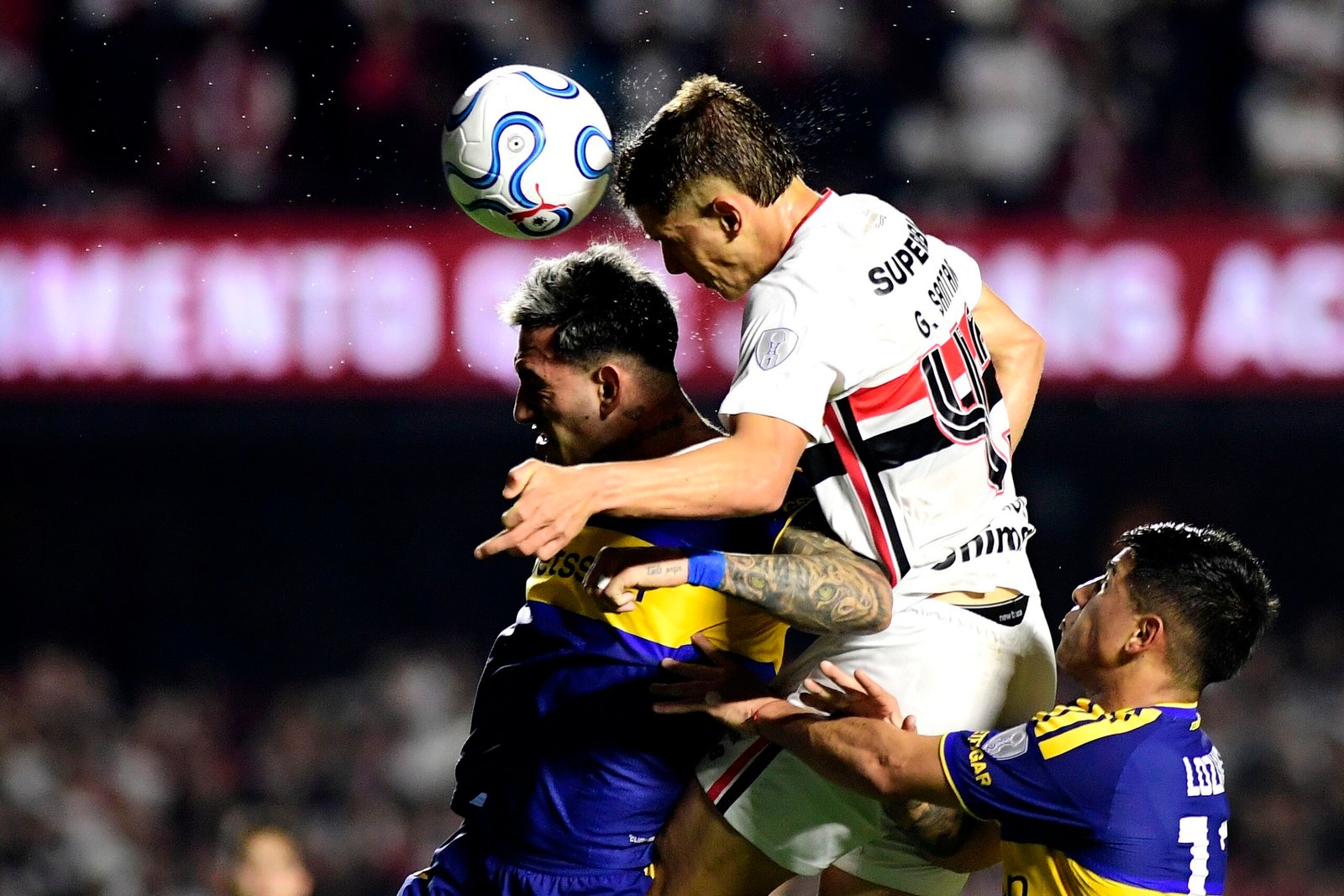 Muito além da arbitragem, São Paulo expôs seu limite