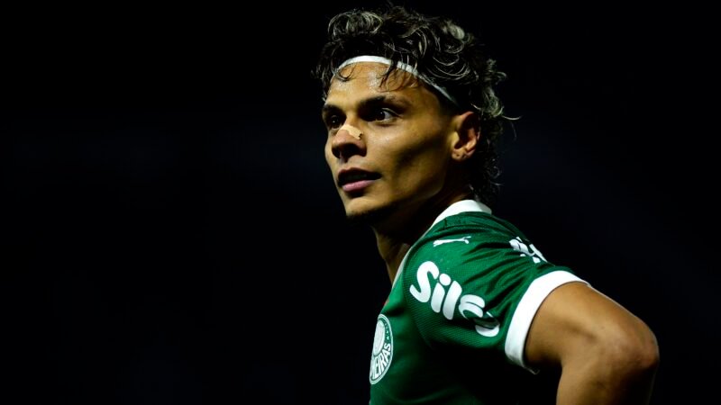Ex-Palmeiras, Richard Ríos é emprestado pelo Benfica ao Al-Ittihad