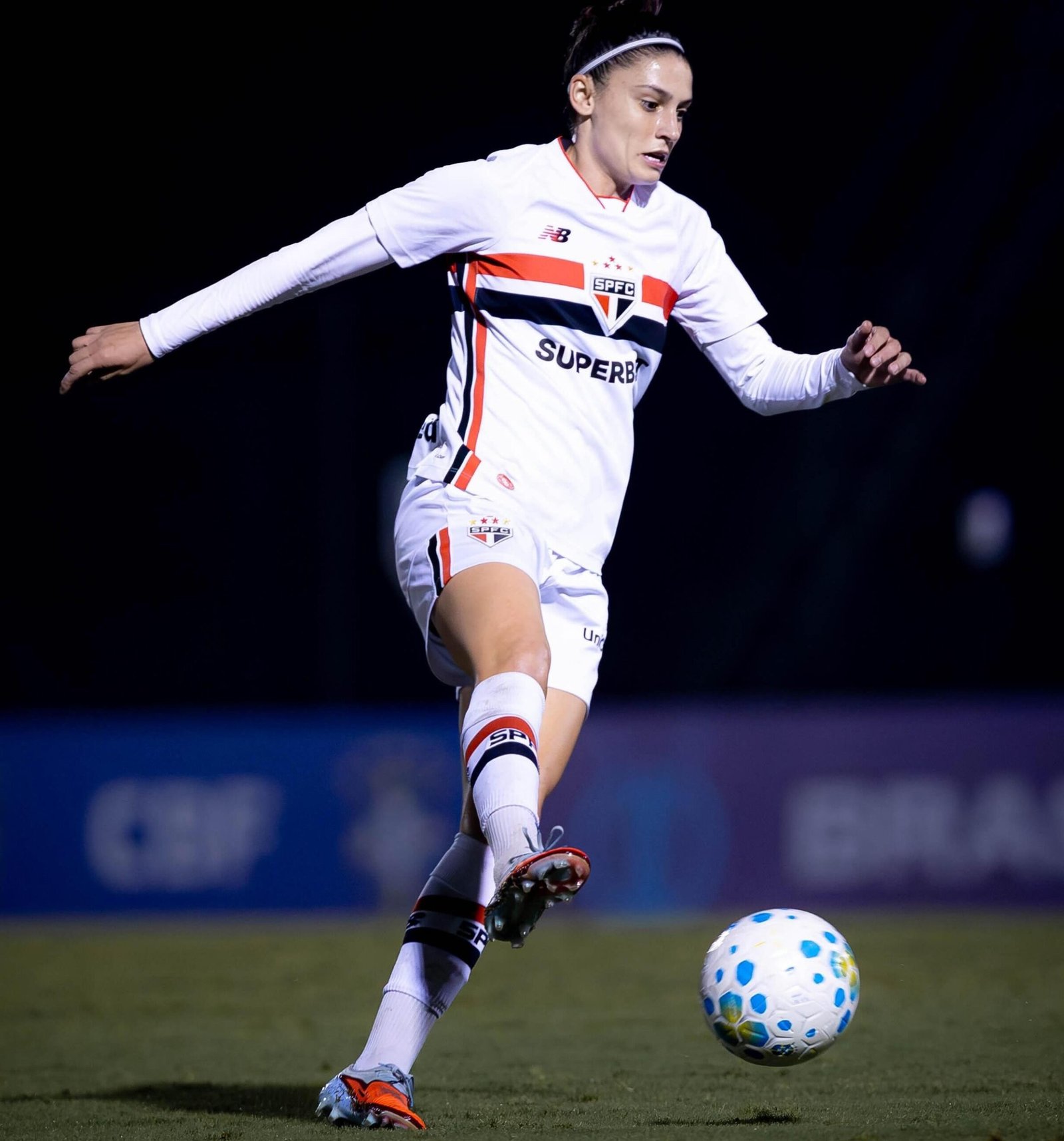 Bruna Calderan crê no coletivo do São Paulo por vaga na semifinal do Brasileiro Feminino