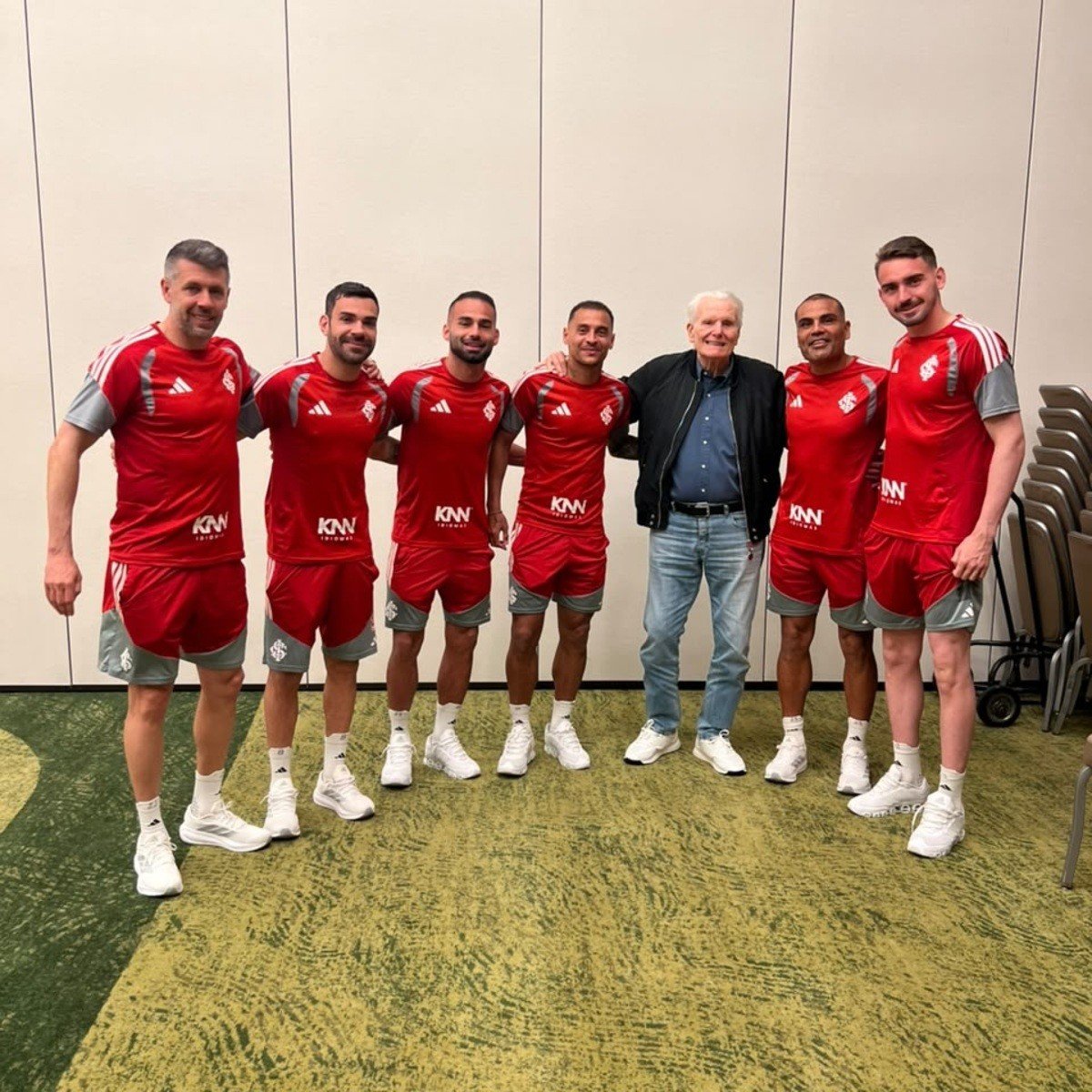 Empresário que doou R$ 20 milhões ao Inter tem encontro com os jogadores