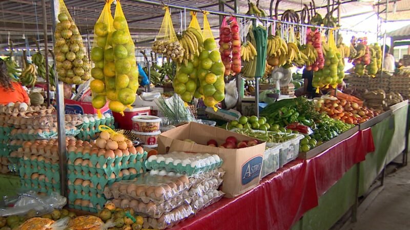 Preços globais dos alimentos atingem maior nível desde 2022, em meio a clima extremo e guerras, diz FAO