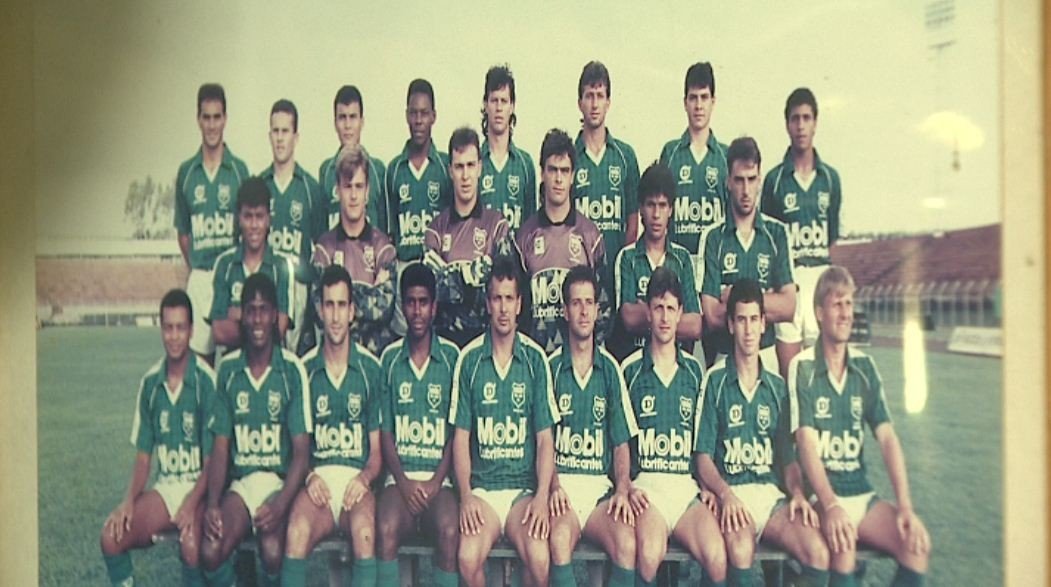 Clube que revelou Roberto Carlos está a dois jogos de voltar a torneio nacional