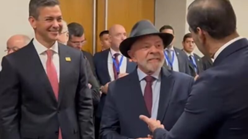 É #FAKE que vídeo mostre presidente do Paraguai agradecendo a Lula por empresas deixarem o Brasil