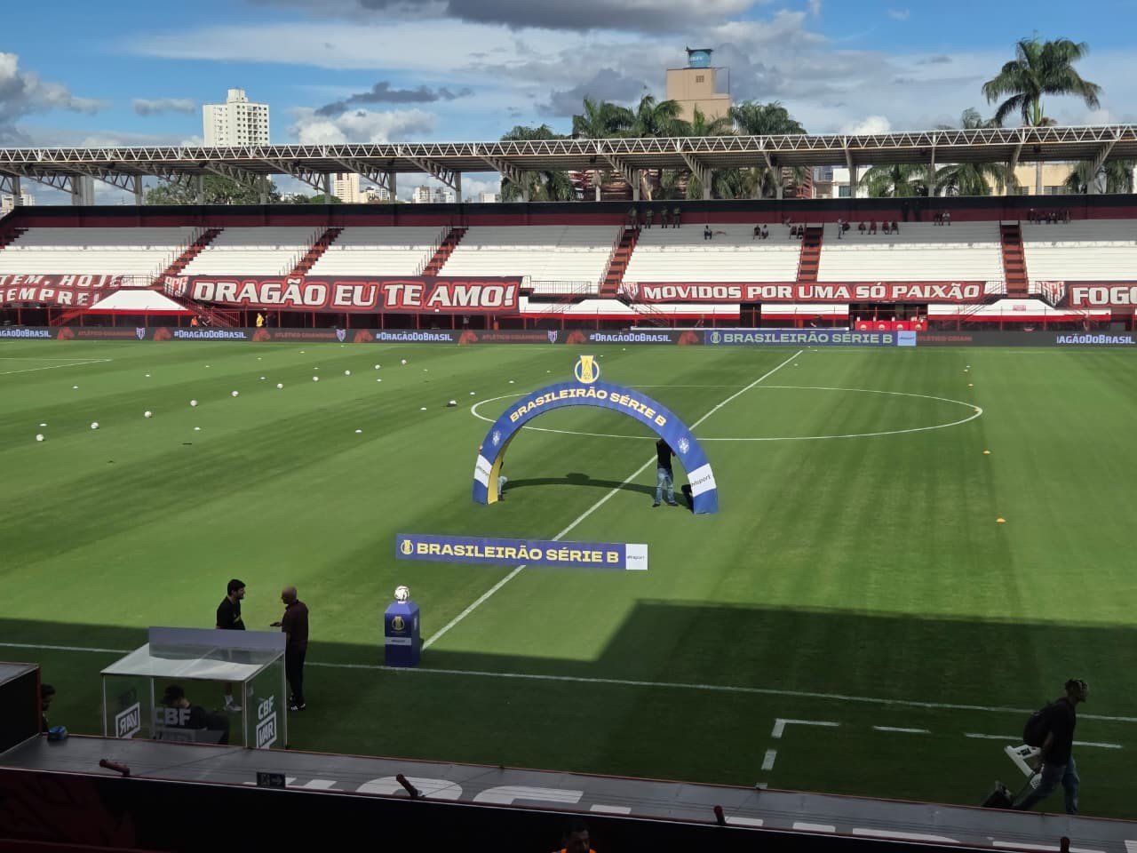Atlético-GO x Ceará: onde assistir ao vivo, horário e escalações