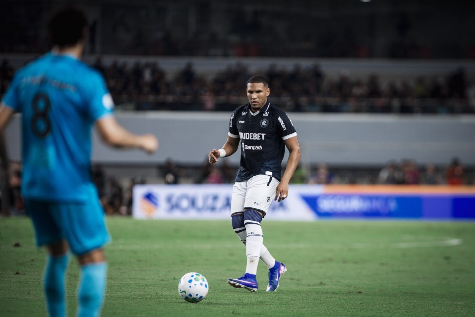 Com três mexidas e mudança de esquema, Condé define Remo contra o Bahia