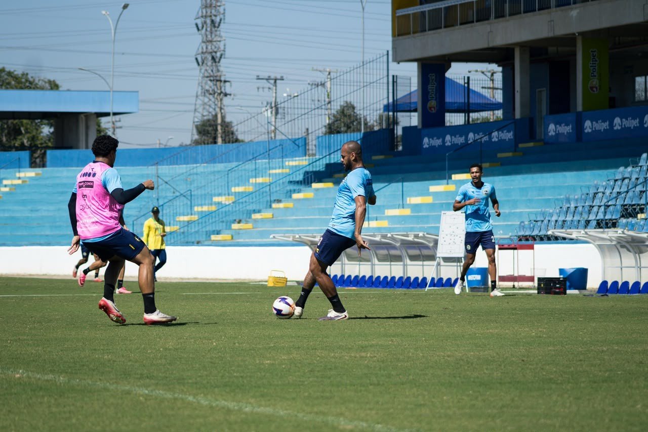 São José realiza treino aberto antes do jogo de ida das quartas da Copa Paulista
