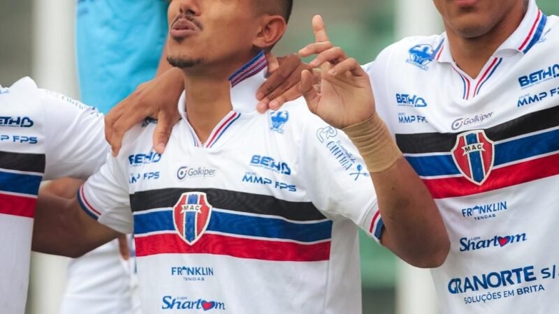 Rosivan acerta com a Chapecoense até 2028 e deixa o Maranhão