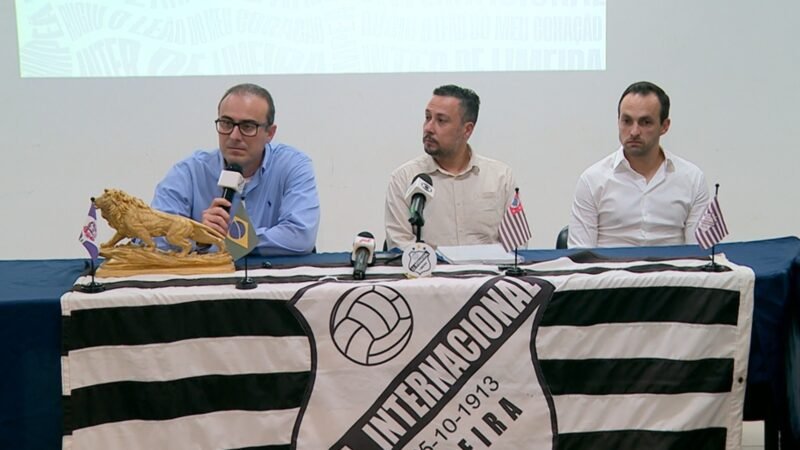 Investidor cita empolgação de Ronaldo e Roberto Carlos com SAF e revela planos
