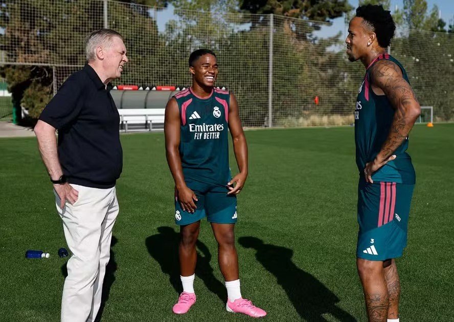 Ancelotti promete renovação na seleção brasileira: “Tem que começar uma nova geração”