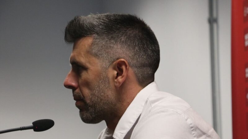 Pezzolano absorve críticas em queda do Inter: “Impossível acreditar em técnico que não ganha”