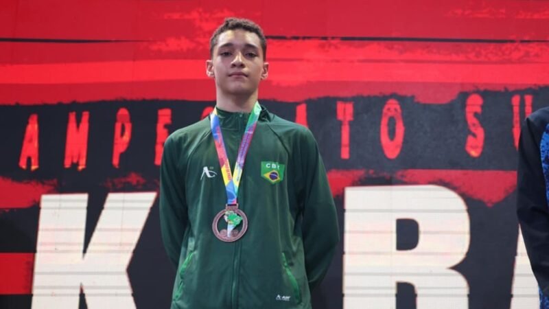 Karateca sergipano faz campanha para viajar ao Mundial de Base na Polônia