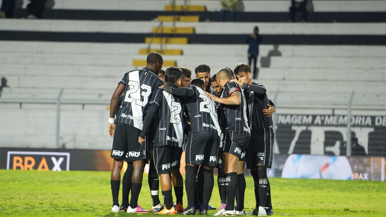 Jogadores da Ponte fazem apelo: “Tem funcionário que não aguenta mais um ou dois dias”