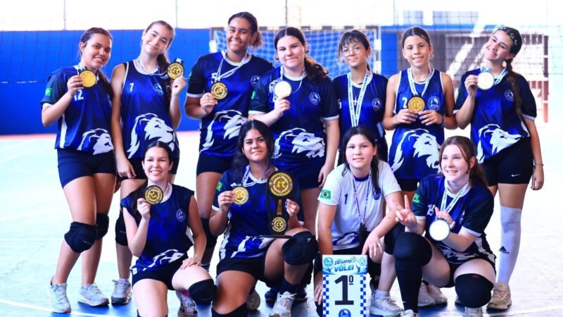Anglo Acre vence no tie-beack e é bicampeã invicta do Desafio de Vôlei Escolar Feminino Sub-15