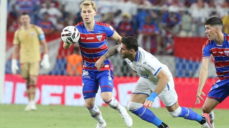 Grêmio recusa proposta por Ronald, emprestado ao Fortaleza